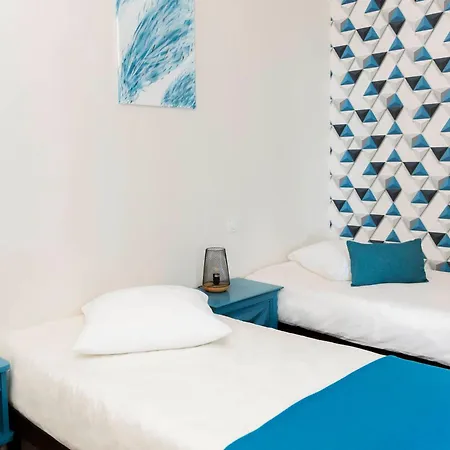 Hébergement de vacances Le De La Gare - De Groupe 14 Personnes Remouille