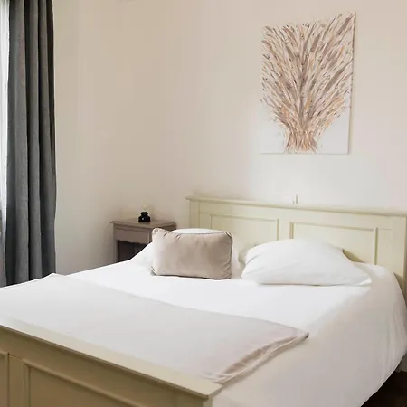 Holiday home Le De La Gare - De Groupe 14 Personnes *