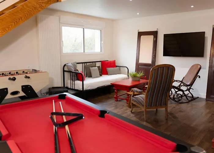 Le De La Gare - De Groupe 14 Personnes 度假居