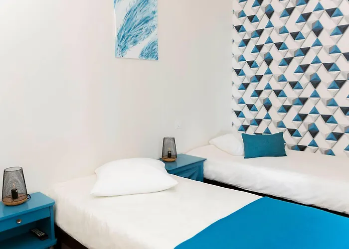 度假居 Le De La Gare - De Groupe 14 Personnes Remouille