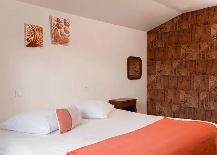 Le De La Gare - De Groupe 14 Personnes * Remouille