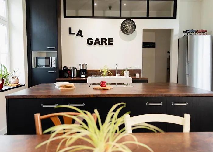 度假居 Le De La Gare - De Groupe 14 Personnes *