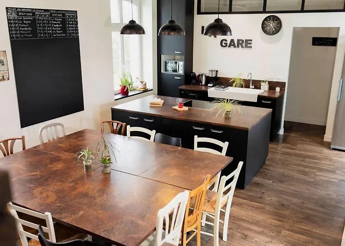 Le De La Gare - De Groupe 14 Personnes *